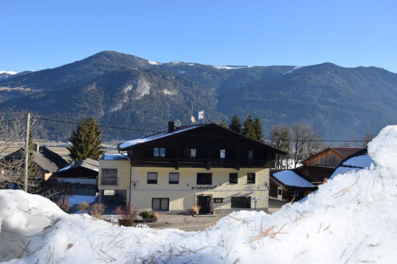 Dorfgasthof Hotel Staberhof Kellerberg エクステリア 写真