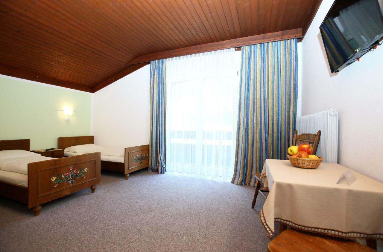 Dorfgasthof Hotel Staberhof Kellerberg エクステリア 写真