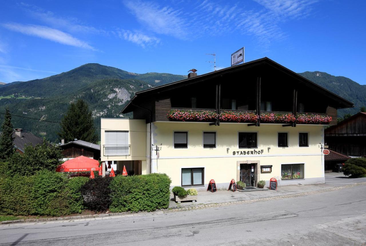 Dorfgasthof Hotel Staberhof Kellerberg エクステリア 写真